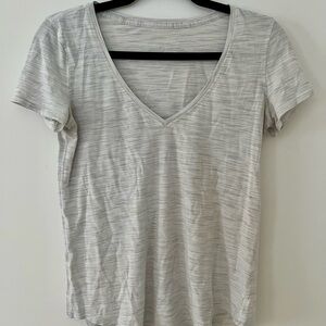 Lululemon Gray V-Neck Women's Top